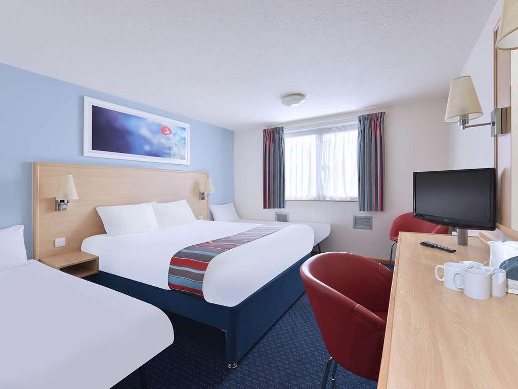 Travelodge Leeds Colton Garforth Quarto foto